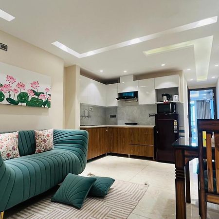 Zen Suites Gurgaon - Luxe Stays Collection Esterno foto