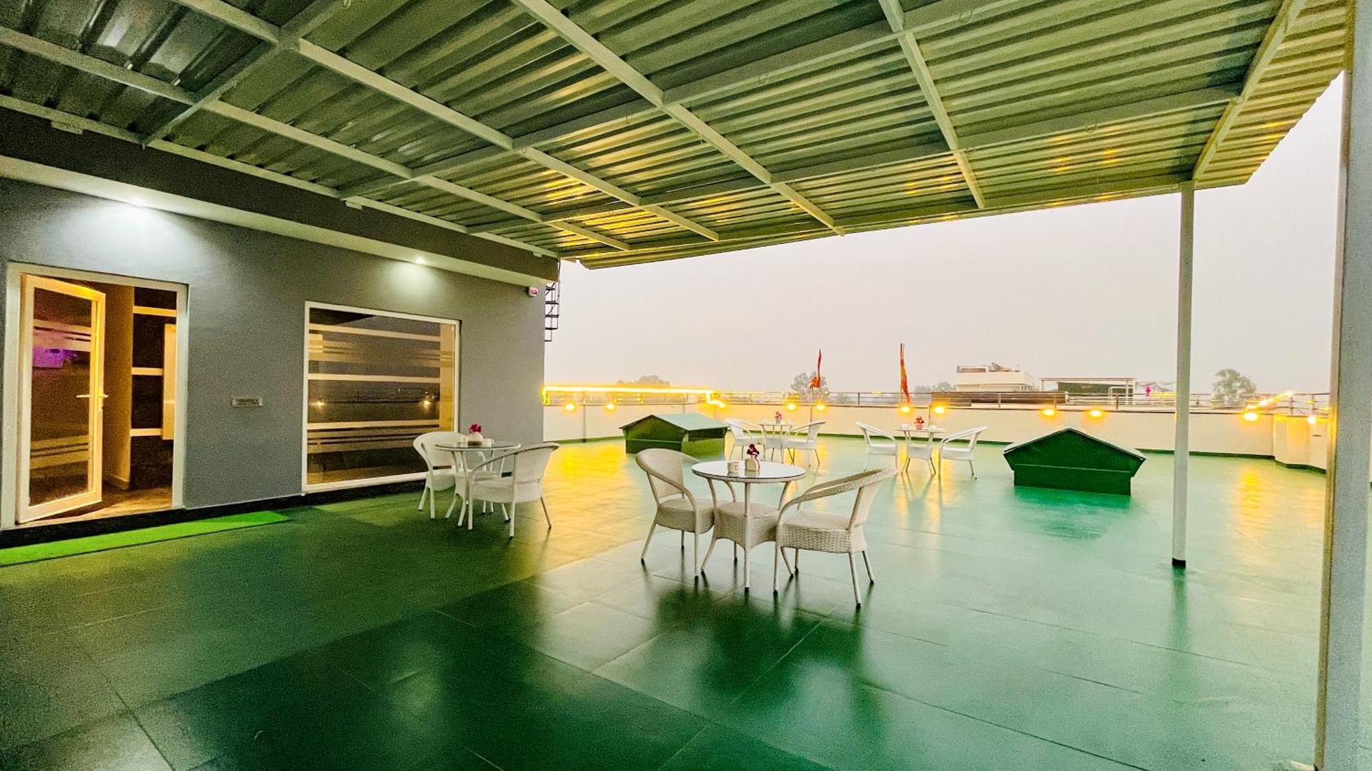 Zen Suites Gurgaon - Luxe Stays Collection Esterno foto