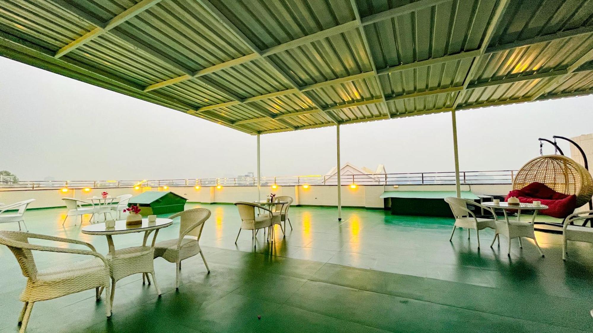 Zen Suites Gurgaon - Luxe Stays Collection Esterno foto