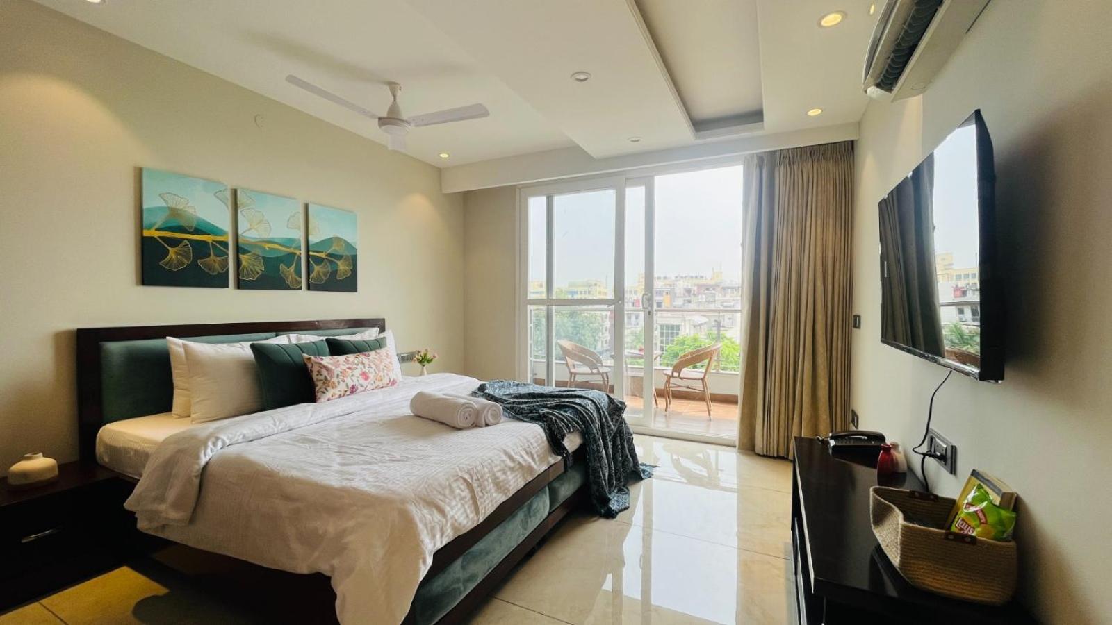 Zen Suites Gurgaon - Luxe Stays Collection Esterno foto