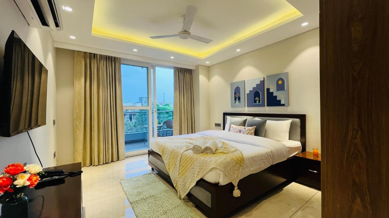 Zen Suites Gurgaon - Luxe Stays Collection Esterno foto