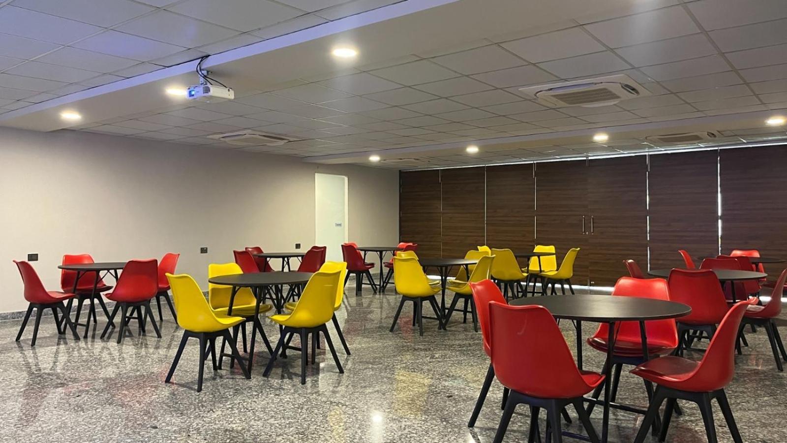 Zen Suites Gurgaon - Luxe Stays Collection Esterno foto